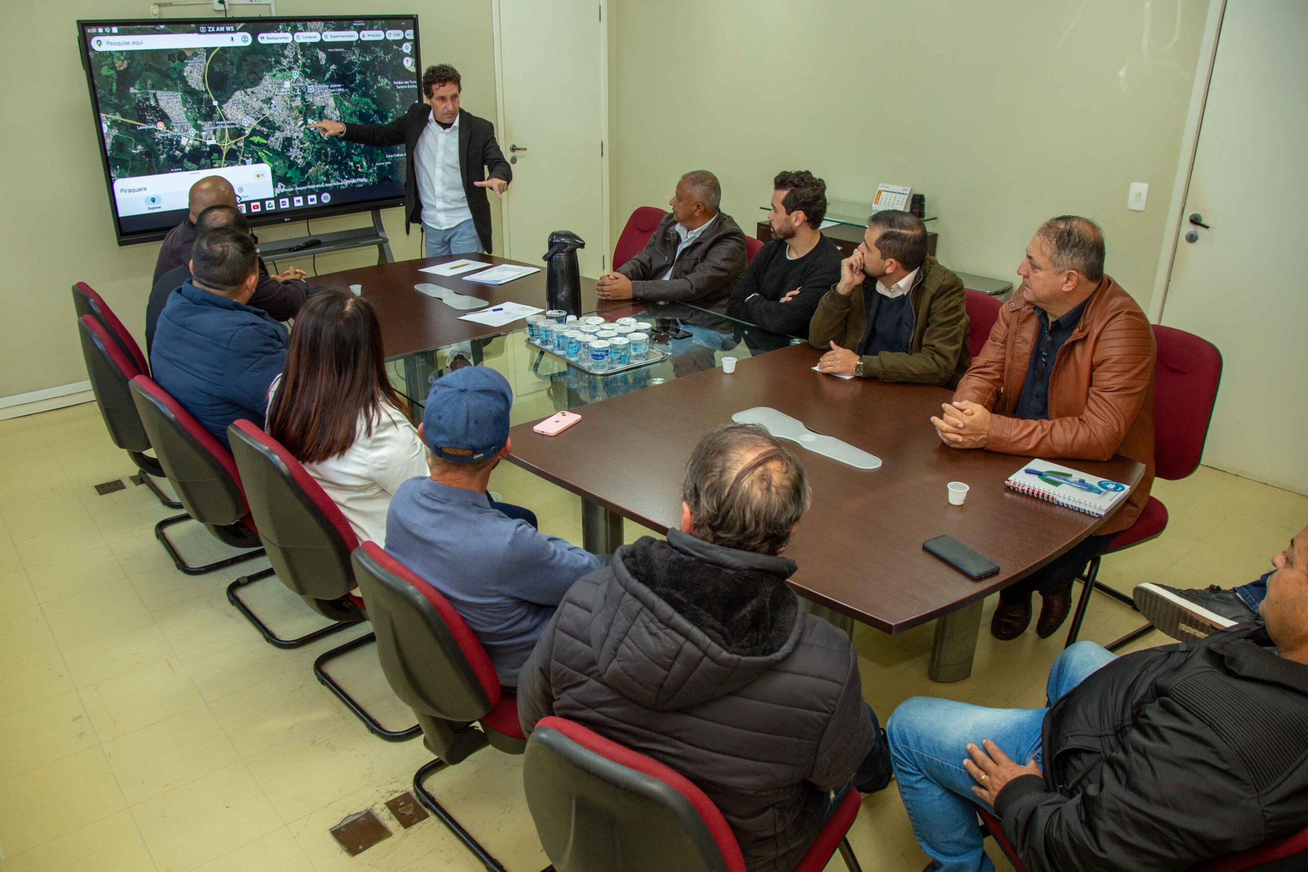 Piraquara viabiliza R$ 74 milhões para obras de pavimentação