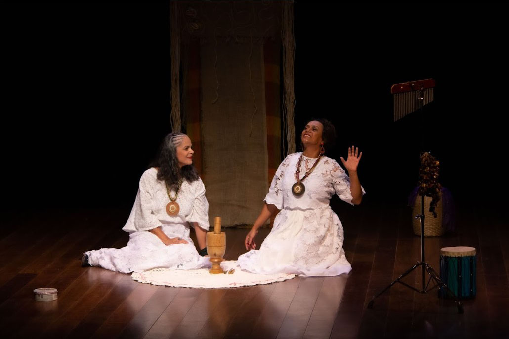 Teatro Zé Maria recebe temporada curta da peça “Enquanto contava, Chico Rei”