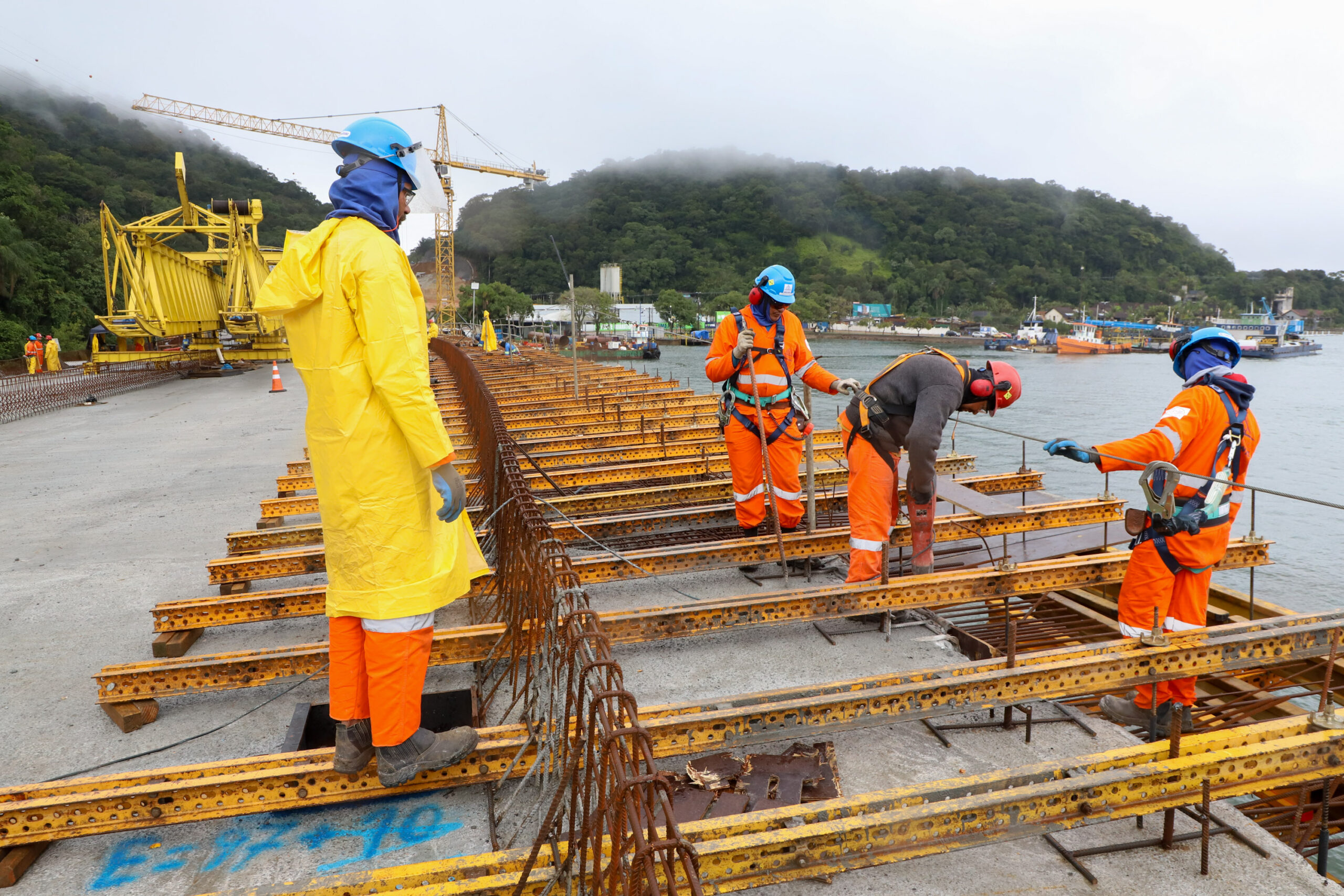 Governo do Paraná bate recorde de investimentos no primeiro semestre de 2025