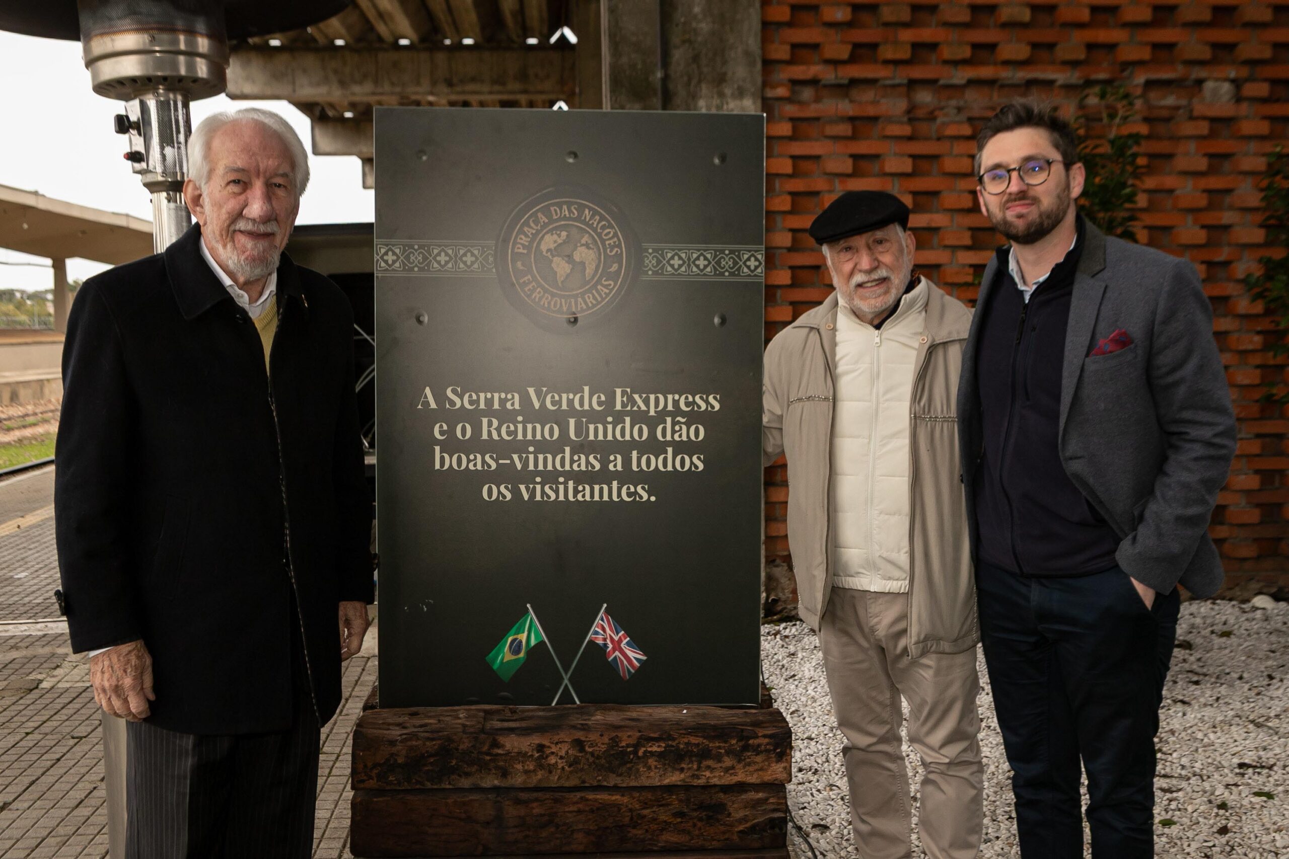 Piana participa da inauguração de novo espaço cultural da Estação Ferroviária de Curitiba