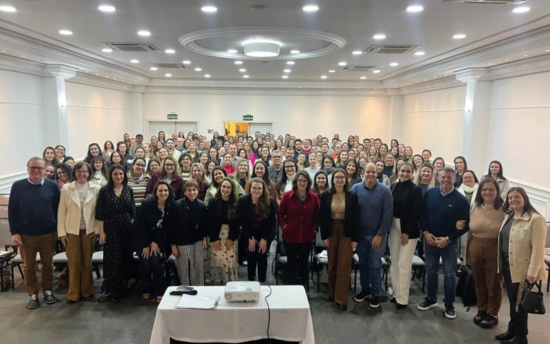 Quatro Barras é destaque estadual em Assistência Farmacêutica