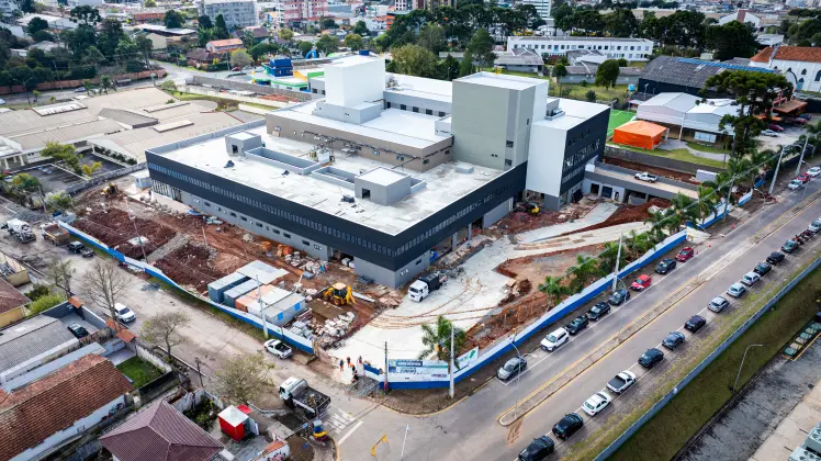 Construção do Novo Hospital e Maternidade Municipal de Pinhais segue a todo vapor
