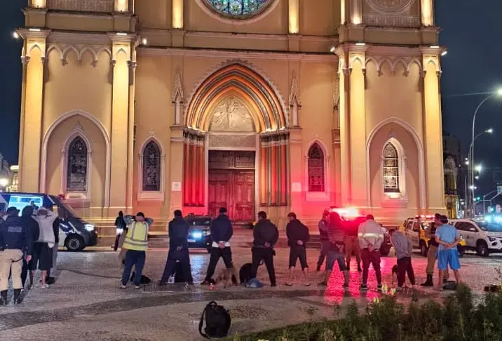 Guarda Municipal participa de ação integrada de segurança pública e apoio social no centro de Curitiba