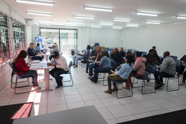Ação de empregabilidade para migrantes e refugiados atrai 160 pessoas