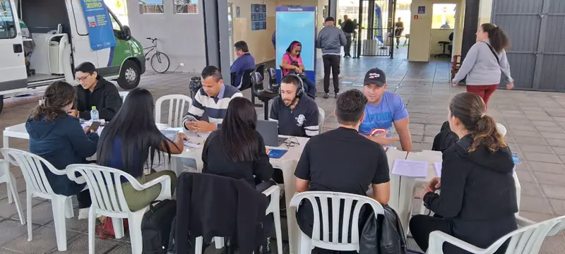 A partir desta segunda-feira, mais de 5 mil vagas de emprego vão ser oferecidas nos 22 terminais de ônibus