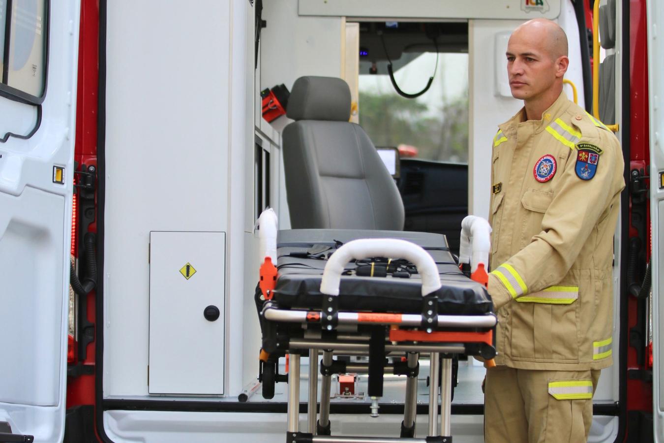 Corpo de Bombeiros alerta para alto número de registros de quedas de idosos no Paraná