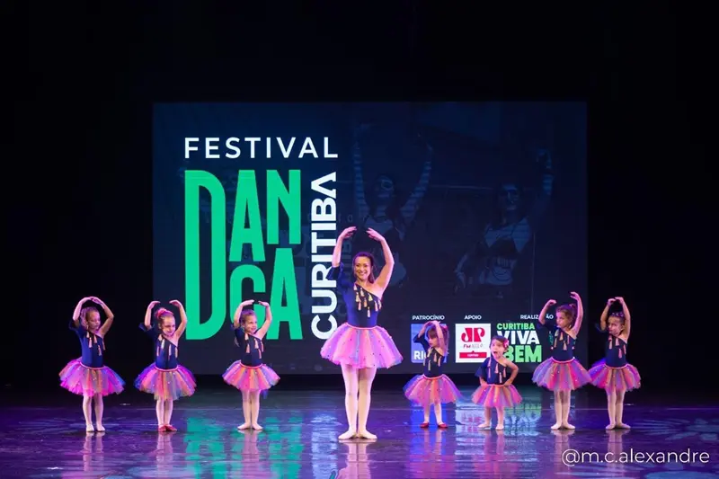 Festival de Dança movimenta Curitiba com 176 apresentações gratuitas no fim de semana