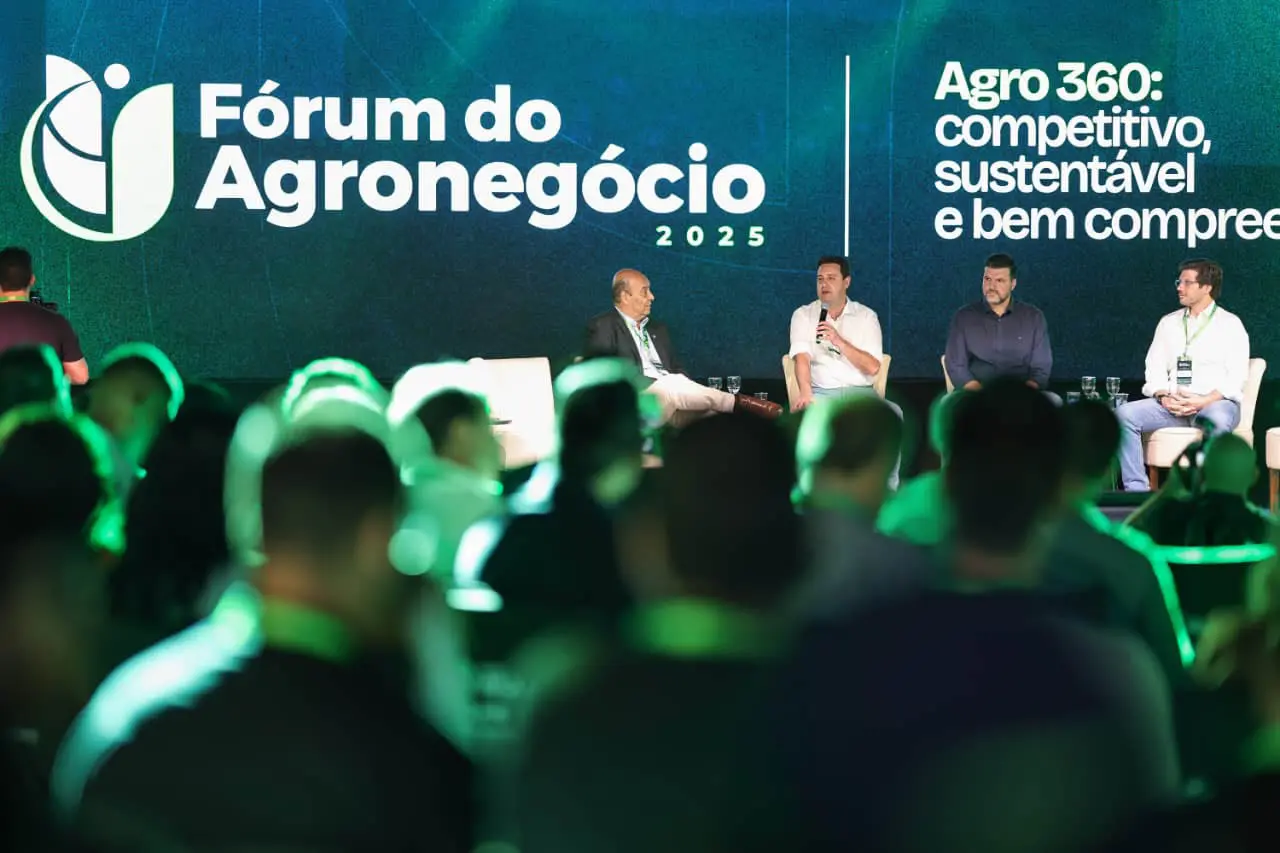 Governador destaca ações do Paraná para fortalecer o campo no Fórum do Agronegócio