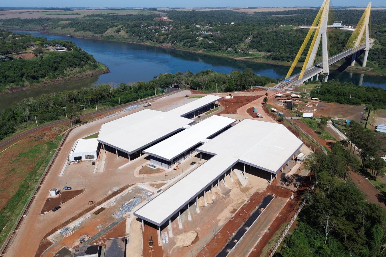 Obra da rodovia que vai conectar a BR-277 e a Ponte da Integração Brasil – Paraguai chega a 78,5% de execução