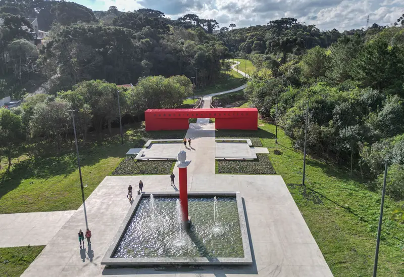 Parque Papa Francisco completa um mês inspirando as pessoas a se conectarem mais com a natureza