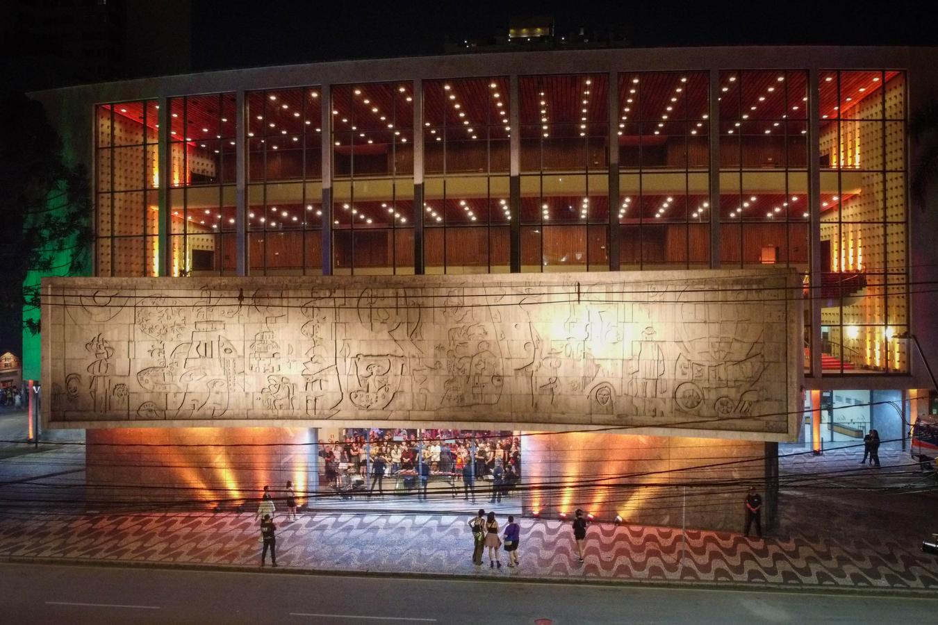 Teatro Guaíra é indicado ao Prêmio Cenym como melhor casa de espetáculos do Brasil