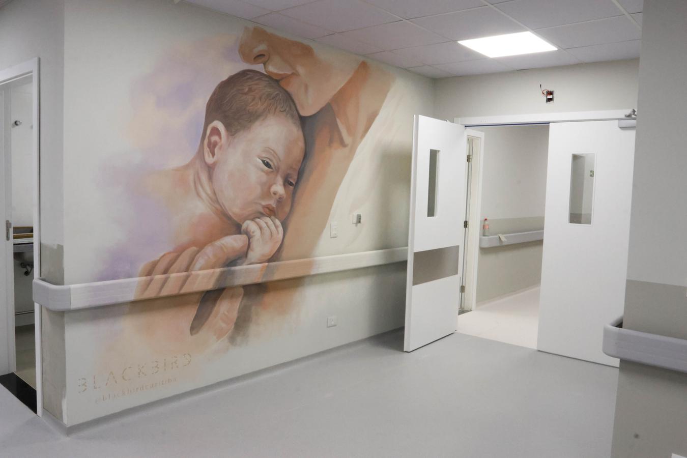 A arte como bem-estar: muralismo compõe ambientes do Hospital e Maternidade Municipal Papa Francisco