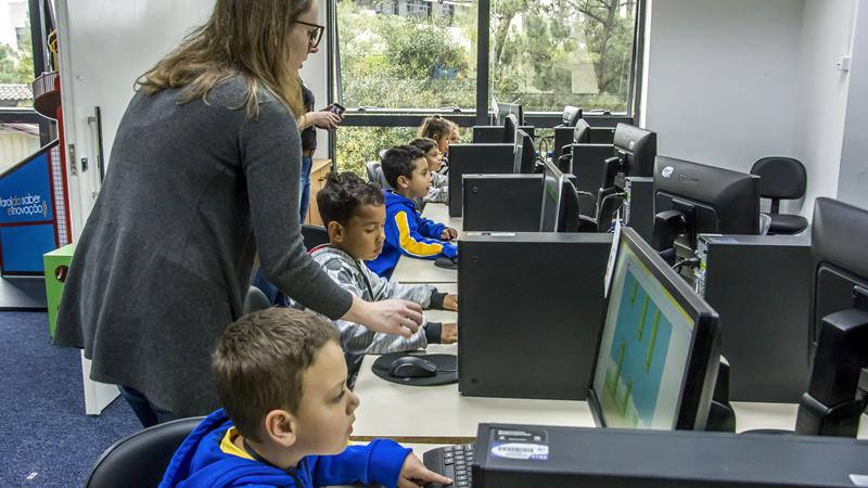 Curitiba se destaca entre capitais em cuidados com a primeira infância