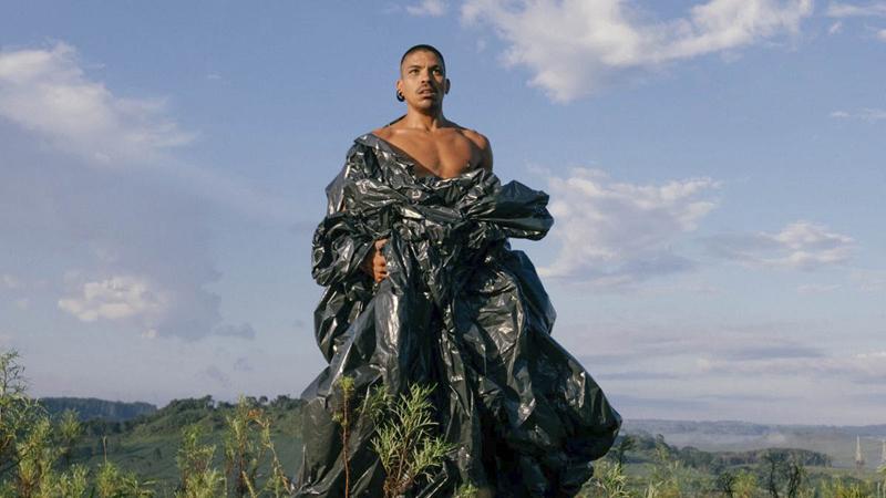 Oficina gratuita de danças negras com Kunta Leonardo da Cruz chega à Casa Hoffmann