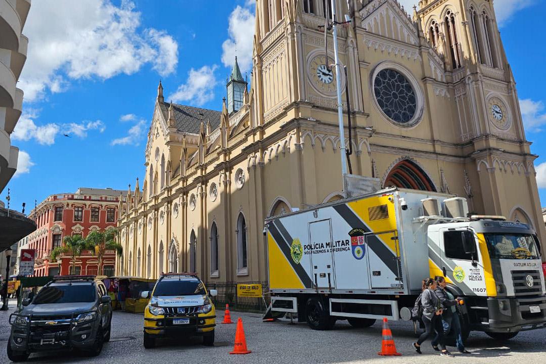 PMPR reforça policiamento em Curitiba com plataforma de observação elevada