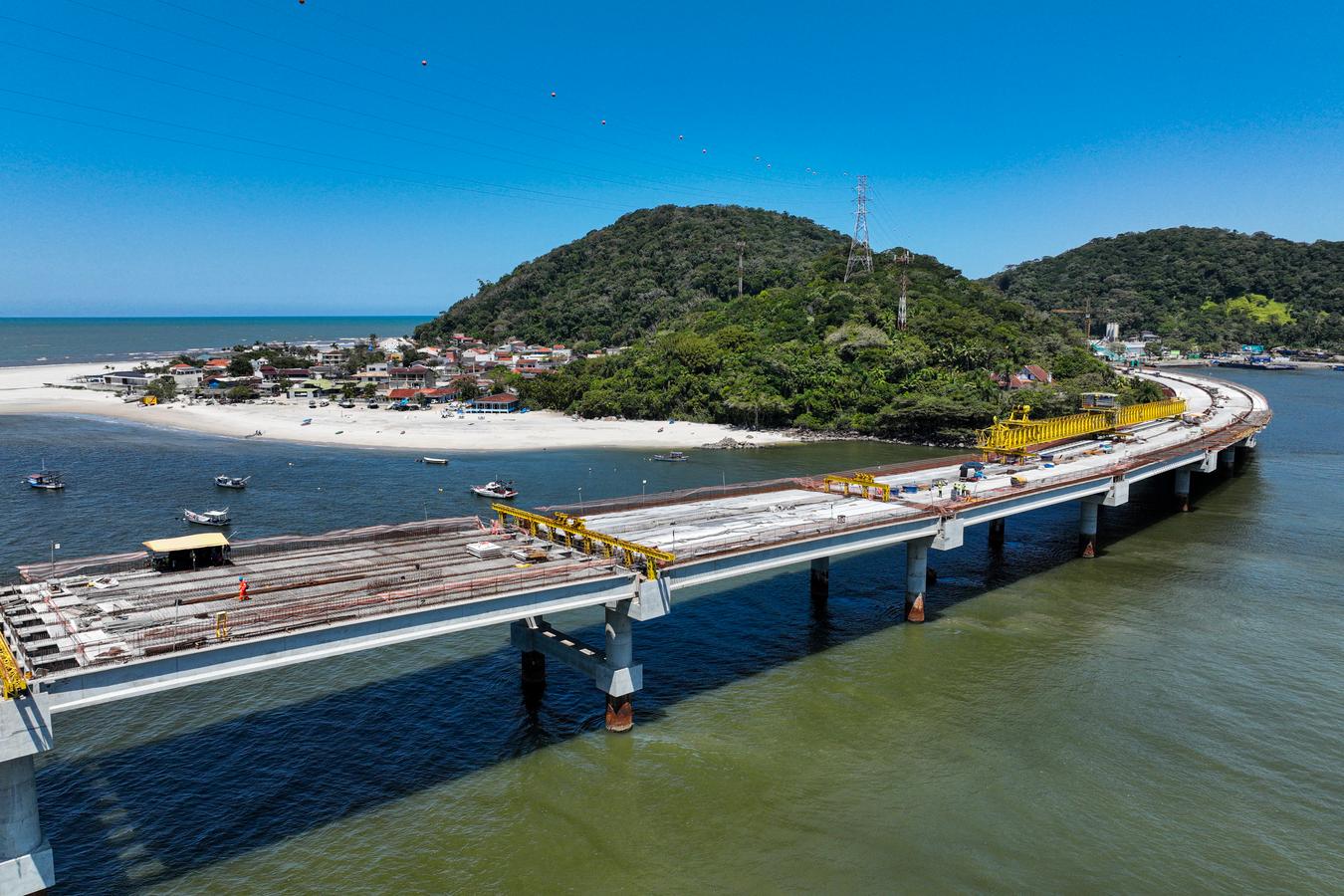 Ponte de Guaratuba recebe prêmio de melhor obra rodoviária do Brasil na categoria