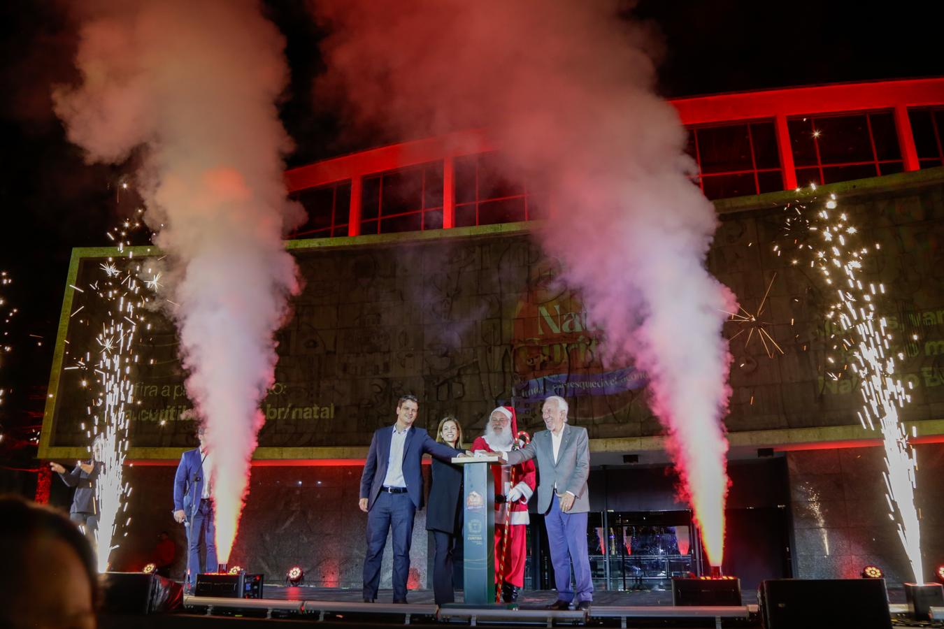 Eduardo Pimentel abre o maior Natal do País e prevê impacto de R$ 440 milhões na economia de Curitiba