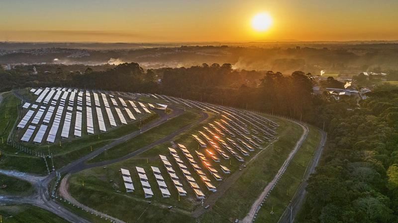 Eduardo Pimentel apresenta a sustentabilidade ambiental de Curitiba em evento com prefeitos das maiores cidade do mundo