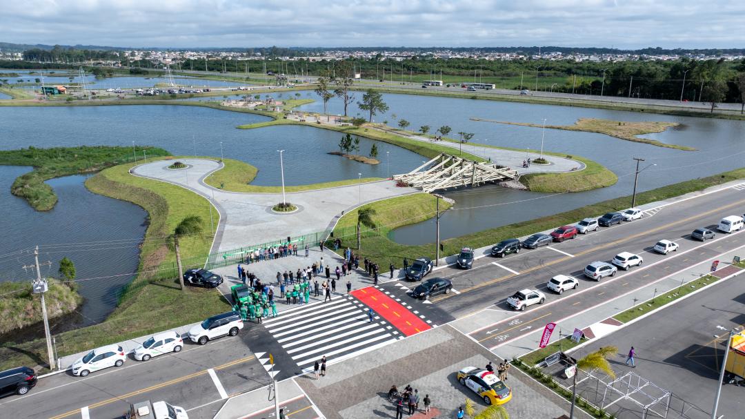 Prefeitura inaugura novo acesso que integra as duas áreas do Parque das Águas