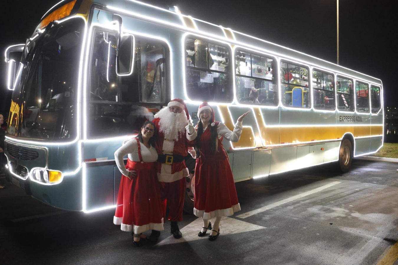City Tour Sonhos de Natal encanta com luzes, decoração e resgate de tradições