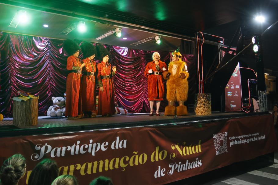 O "Coração do Natal" em Pinhais: reviva as emoções do espetáculo que encantou a cidade