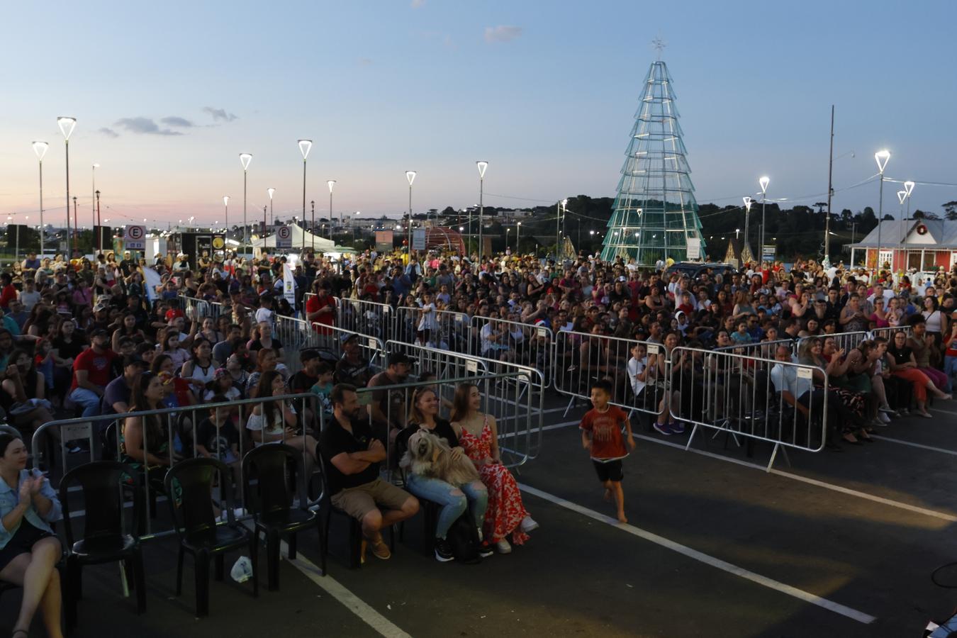 O "Coração do Natal" em Pinhais: reviva as emoções do espetáculo que encantou a cidade