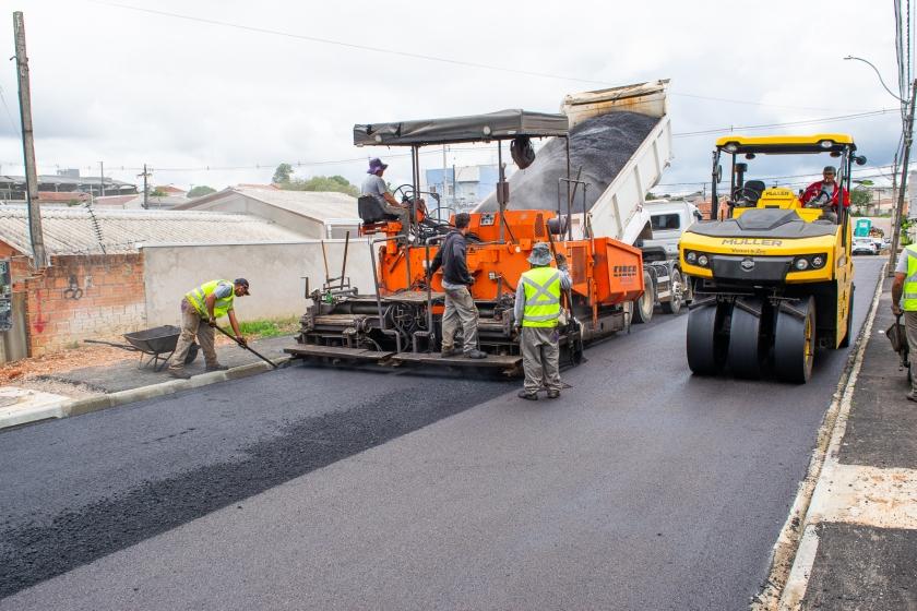Piraquara garante investimentos e encaminha um grande pacote de obras para 2026