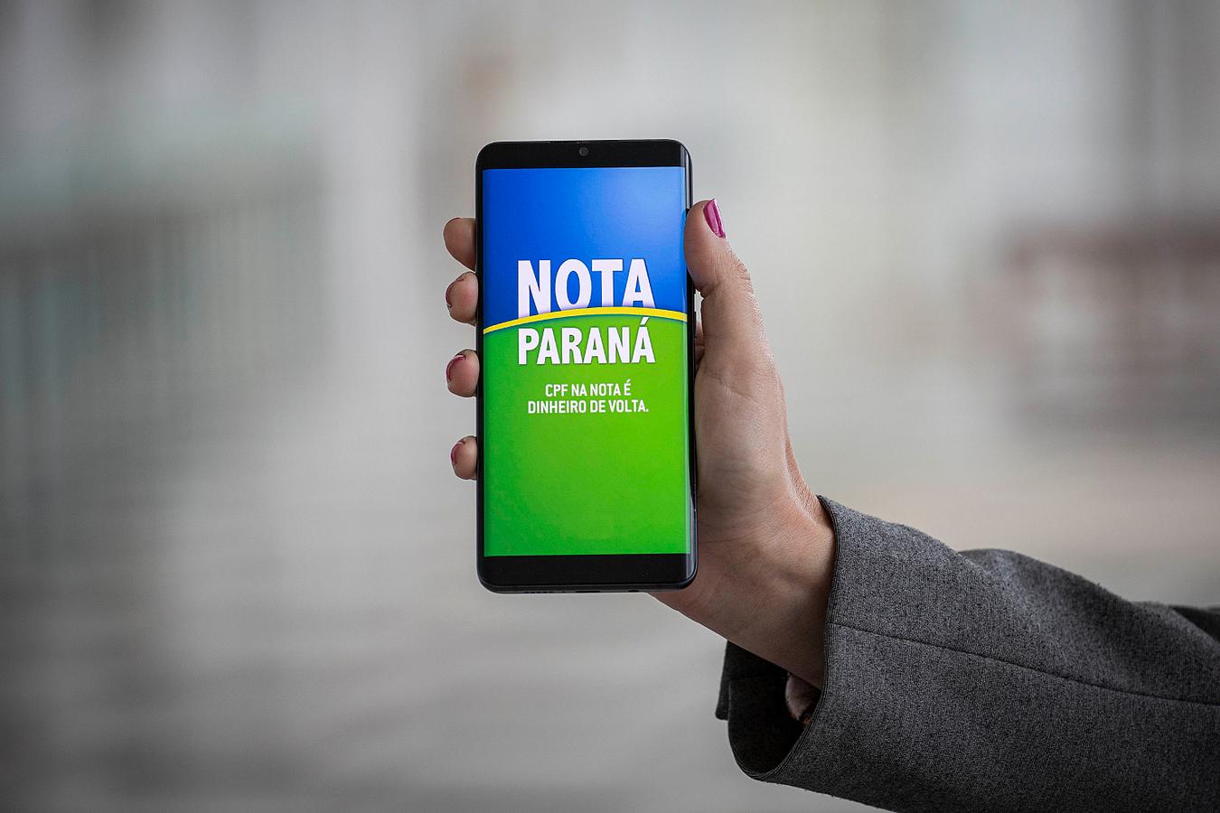 R$ 1 milhão de Natal: Nota Paraná sorteia prêmio de dezembro nesta segunda-feira