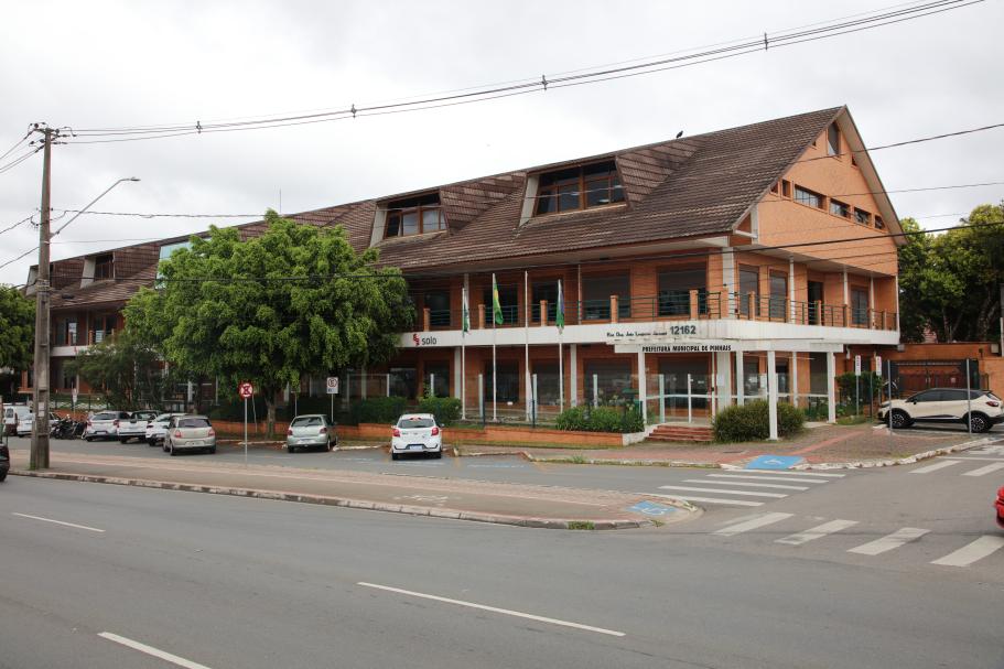 Confira os serviços da Prefeitura de Pinhais disponíveis na sede da Rodovia João Leopoldo Jacomel