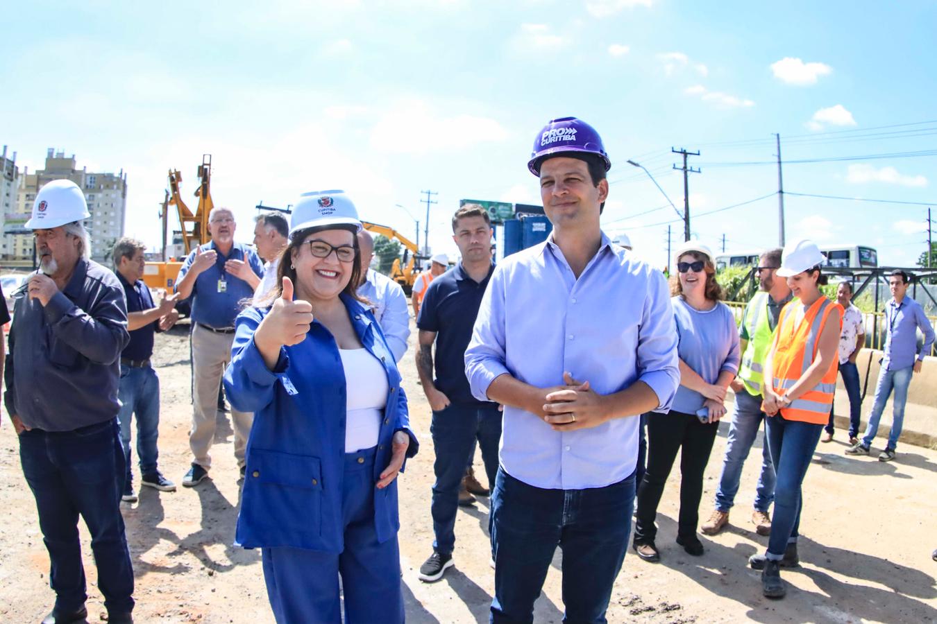 Eduardo Pimentel vistoria obra do Viaduto Curitiba-Pinhais, que avança para facilitar a ligação metropolitana