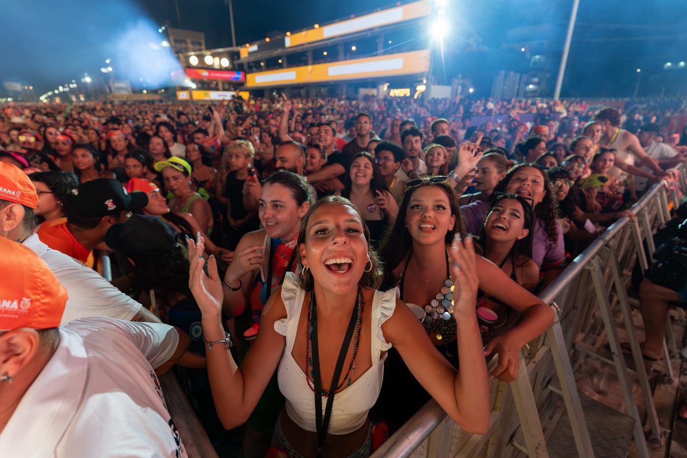 Em duas semanas, mais de 1 milhão de pessoas assistem aos shows do Verão Maior Paraná