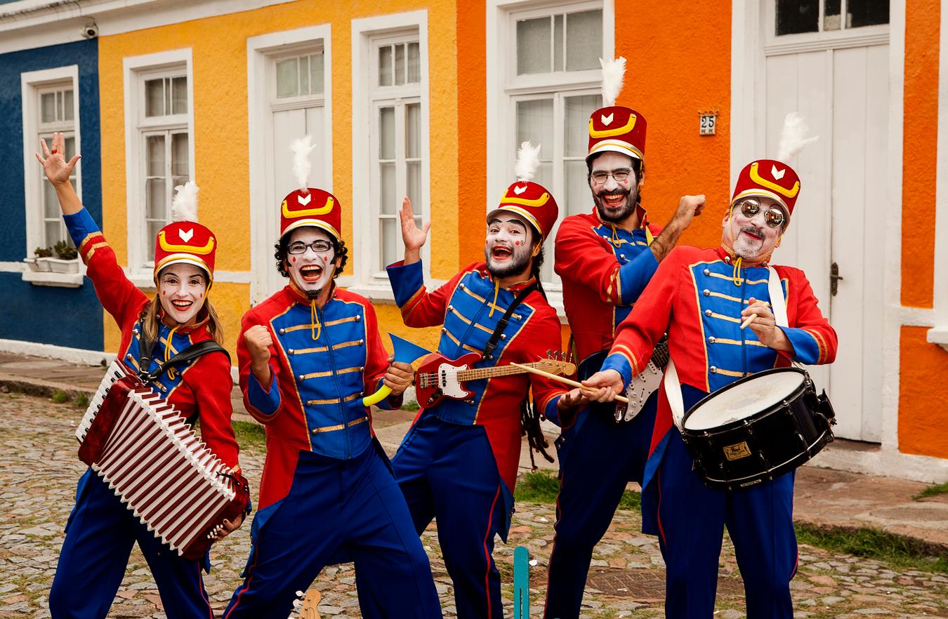 Fim de semana tem Pato Fu, brincadeiras de criança e apresentações nos parques de Curitiba