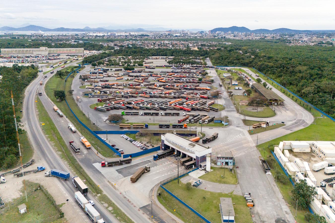 Novo recorde: Pátio de Triagem de Paranaguá recebe mais de meio milhão de caminhões em 2025