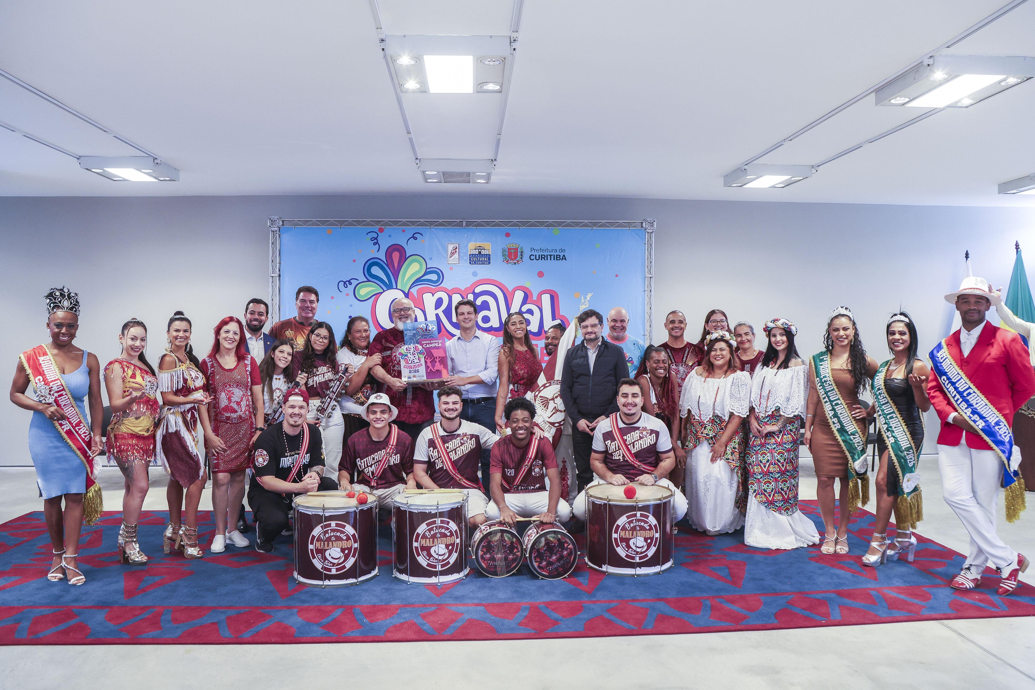 Eduardo Pimentel recebe campeãs do Carnaval 2026 e reafirma apoio à festa na Marechal