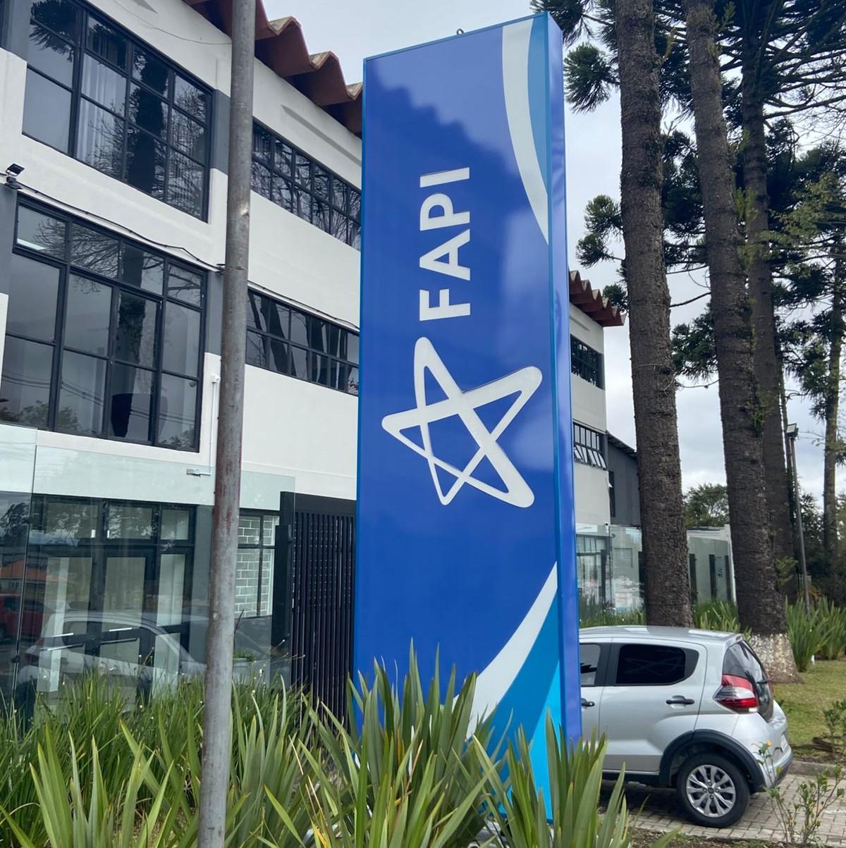 FAPI abre oportunidades para docentes no curso de Medicina em Pinhais