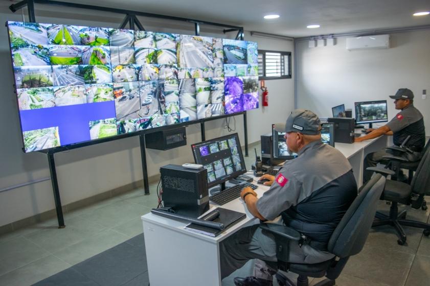 Monitoramento com 313 câmeras reforça a segurança em Piraquara
