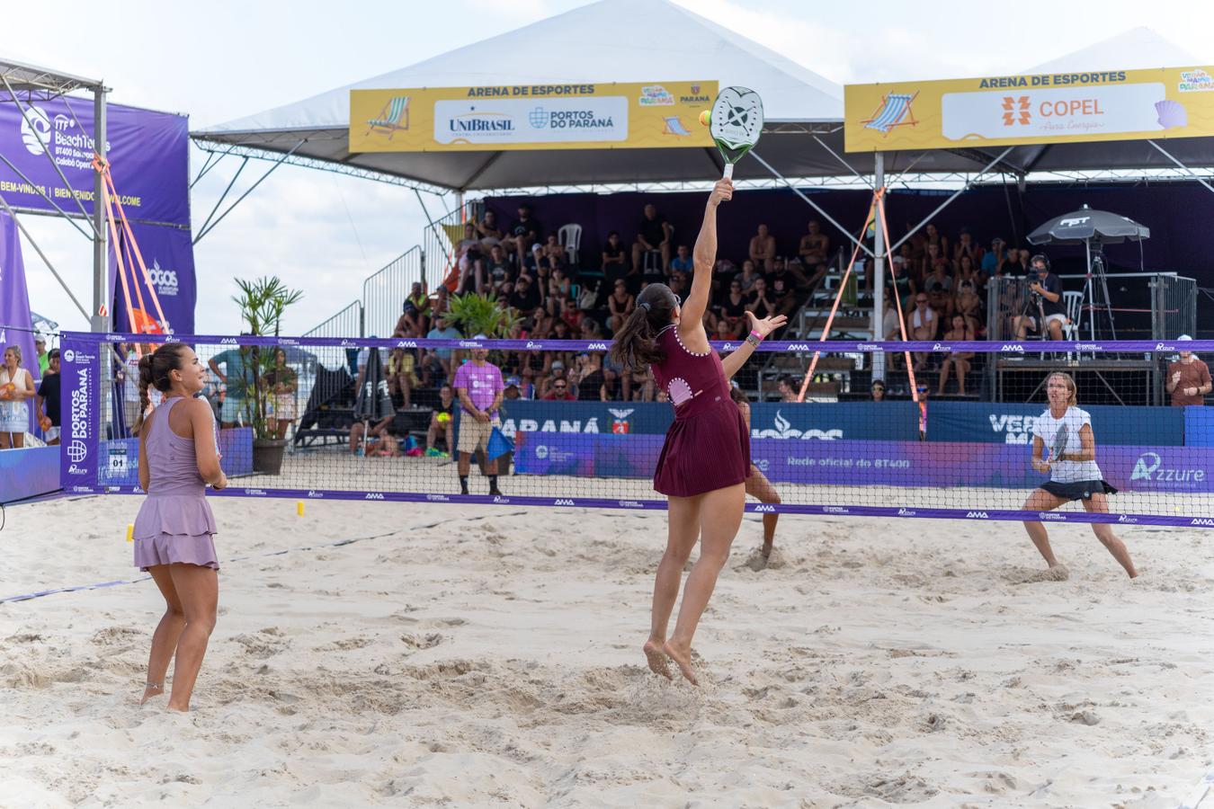 Mundial de Beach Tennis encerra arena Verão Maior de Caiobá com público recorde