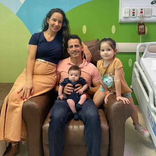 Recém-nascido sobrevive a cinco horas sem batimentos cardíacos em UTI, após cirurgia de alta complexidade