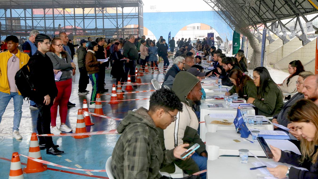 Curitiba é a cidade do Brasil que mais gerou empregos formais em janeiro