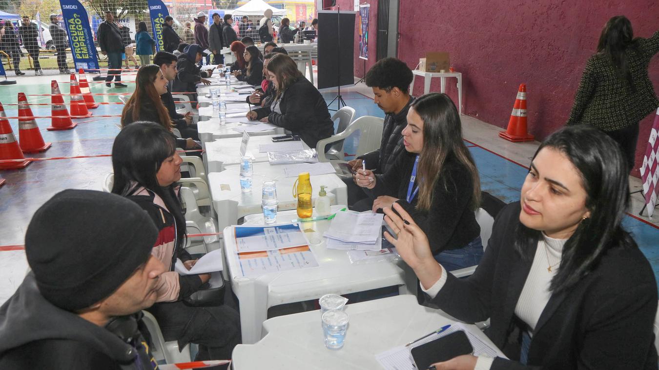 Mutirão de Empregos e Feira de Empregabilidade PCD ofertam 5,8 mil vagas nesta quarta-feira