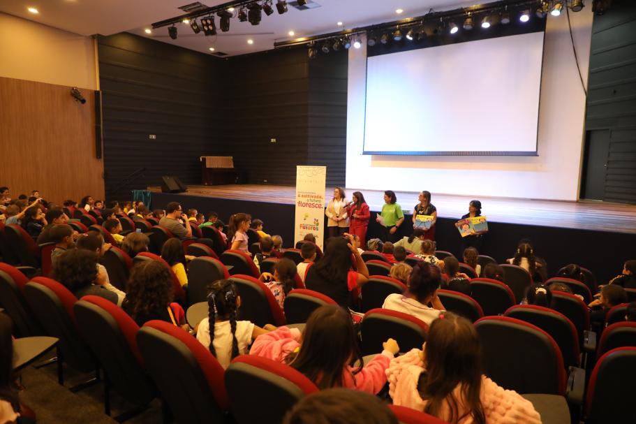 Plantando Futuros: projeto é lançado em Pinhais para estimular letramento científico dos alunos