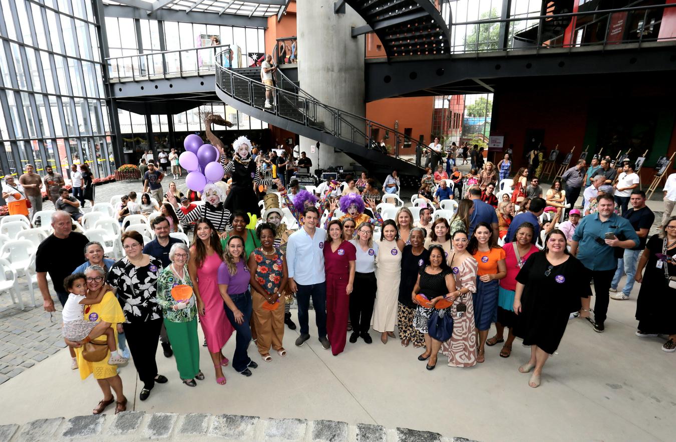 Prefeitura de Curitiba lança campanha contra violência doméstica e anuncia verbas para a saúde feminina