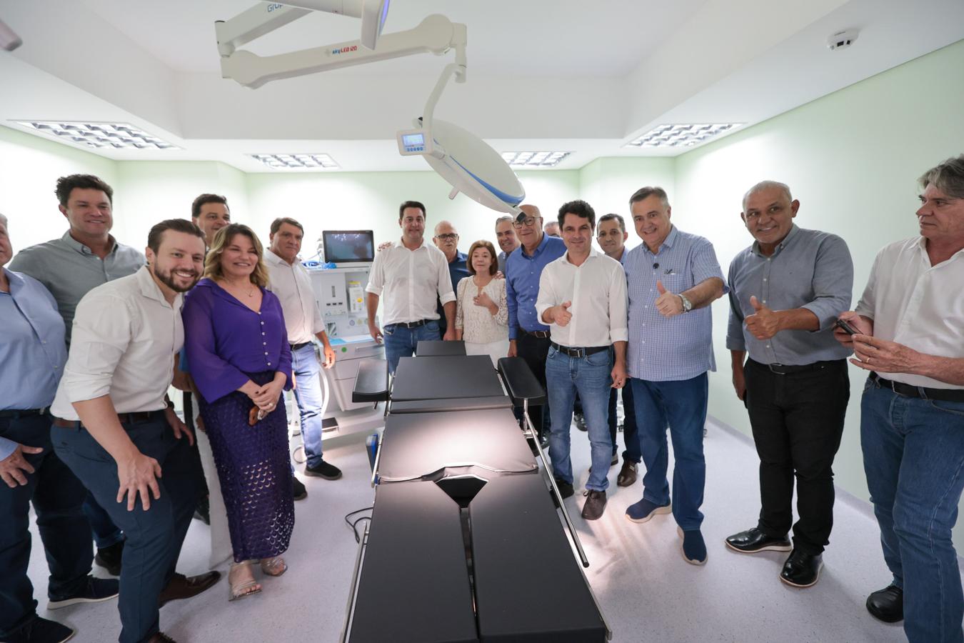 Ratinho Junior entrega ampliação do hospital de Loanda, que agora tem 106 leitos