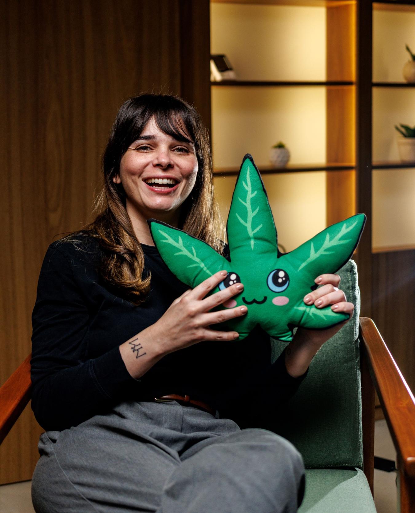 Uma voz feminina na linha de frente da cannabis medicinal no Brasil