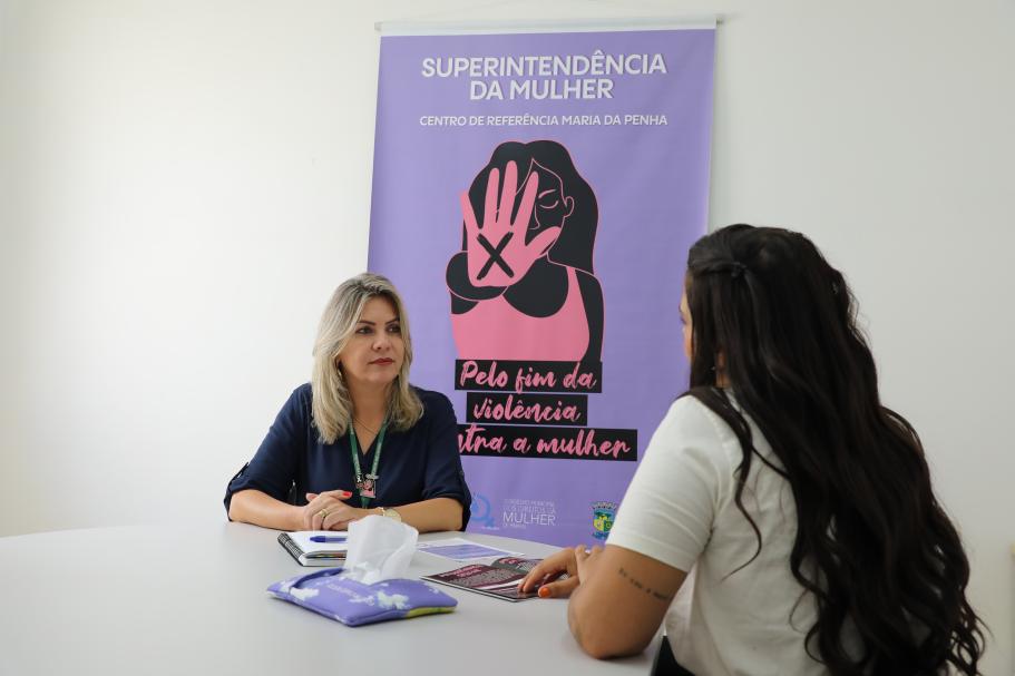 Ao completar um ano, Superintendência da Mulher fortalece atendimento e se torna referência regional