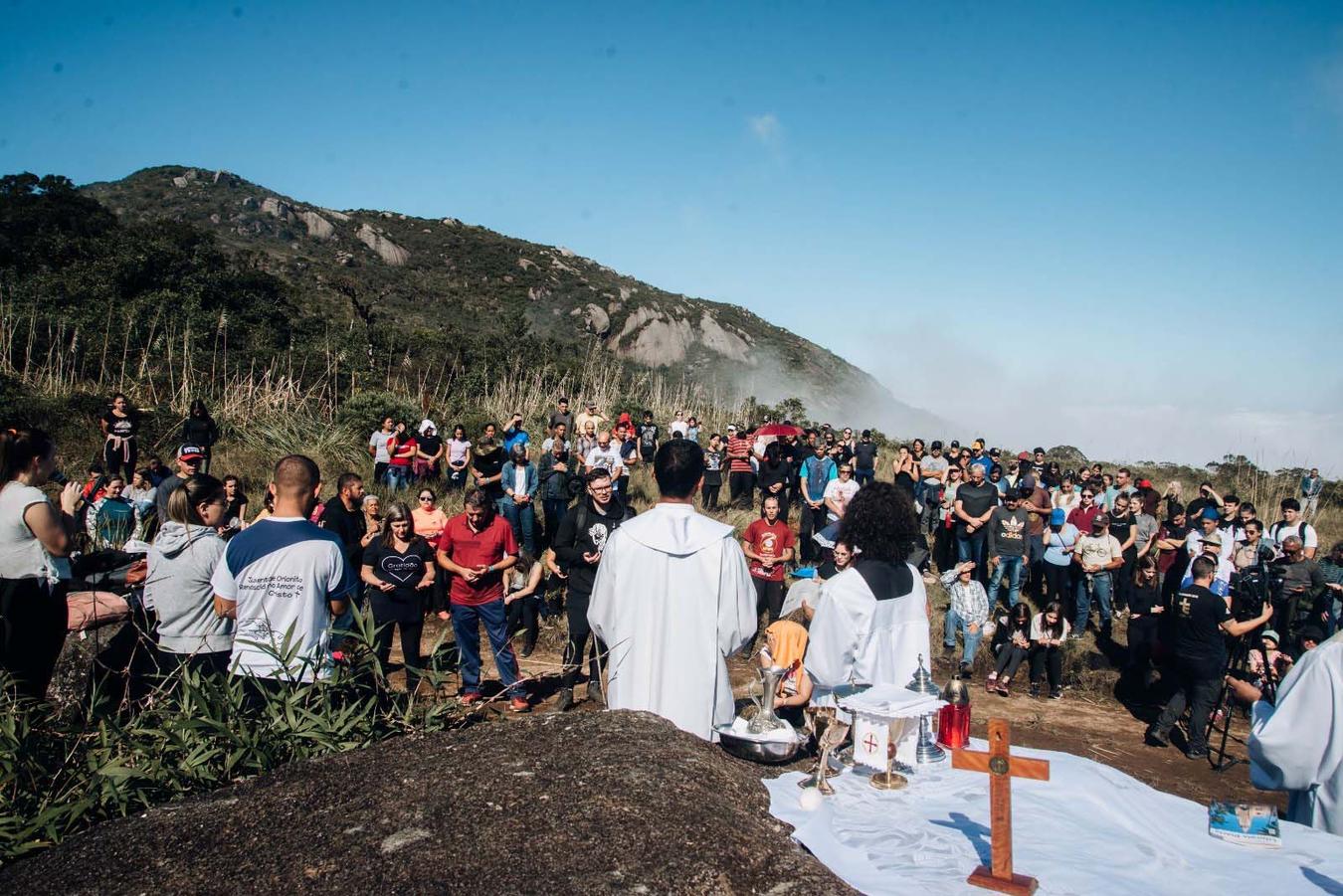 IAT fecha trilhas do Anhangava e Samambaia para celebração da Missa da Paz