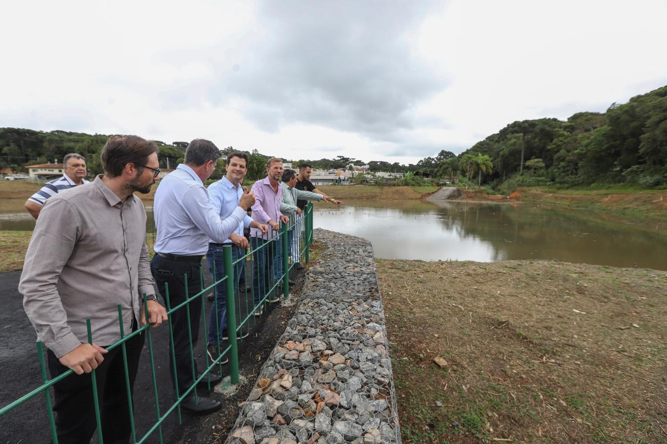 Obra de macrodrenagem transforma área do Campo Comprido em novo parque de Curitiba