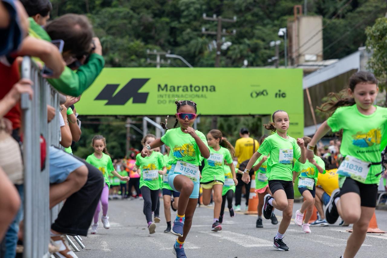 Maratoninha reuniu centenas de crianças em Guaratuba