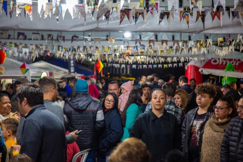 2ª Festa do Pinhão de Piraquara terá três dias de atrações, gastronomia típica e espaço para troca de figurinhas