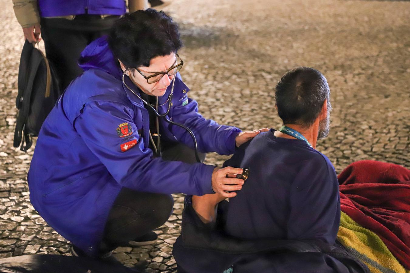 Consultório na Rua amplia atendimento em Curitiba durante noites de frio intenso